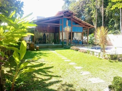 Casa Azul no Corais do Arraial