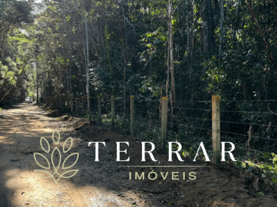 Área em Arraial d’Ajuda de 33.000m2 com córrego ao fundo