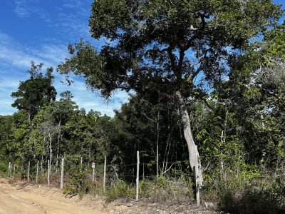 Terreno próximo da praia / bairro corais do arraial